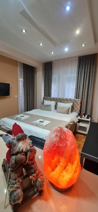 Design Apartment Business Lux 4 Star "Rio" Completely Business Lux Place In The City Center & Free Included Industry Optical Wifi & Netflix & Keyless Code Entry & Full Smart App & Kitchen & Washing Machine & Wide Terrace & Secure 2 Parking Place Ćuprija Exterior foto